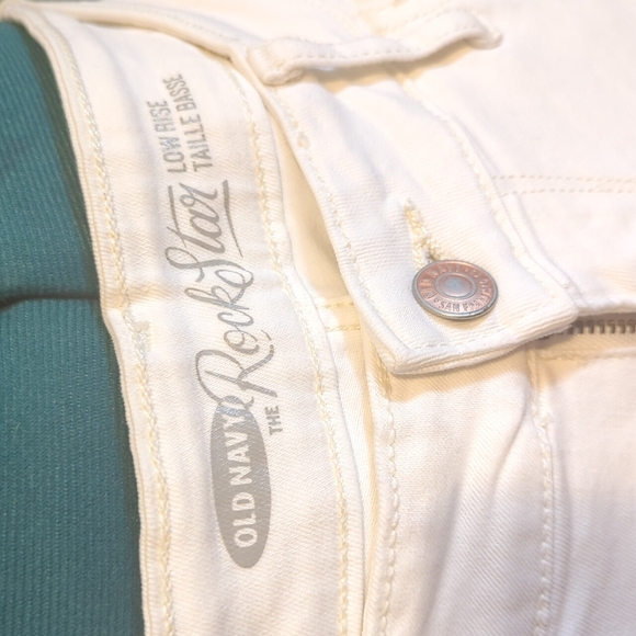 Distressed White Jeans - Picture 3 of 4